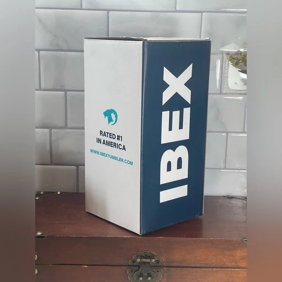 Ibex 30oz Stainless Steel Tumbler New in Box - Picture 2 of 8